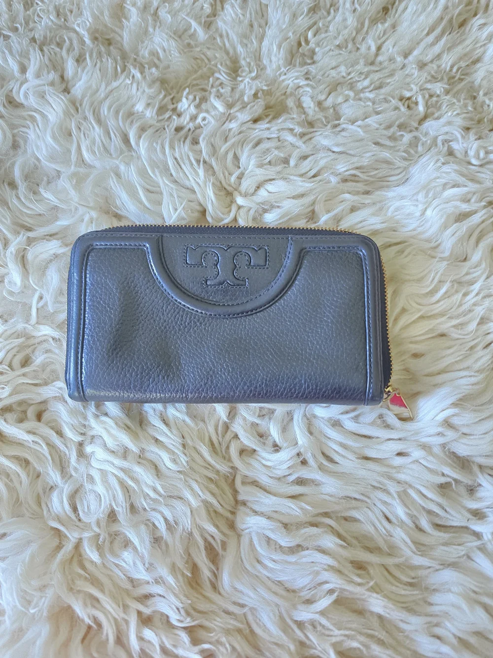 Tory Burch Black Leather Zip Around Wallet